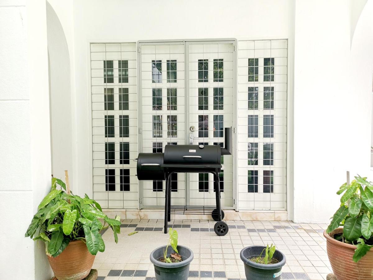 527 Beachhouse L 5 Bedroom With Swimming Pool - 3Min Walk To The Beach ทานจุงบุงาห์ ภายนอก รูปภาพ